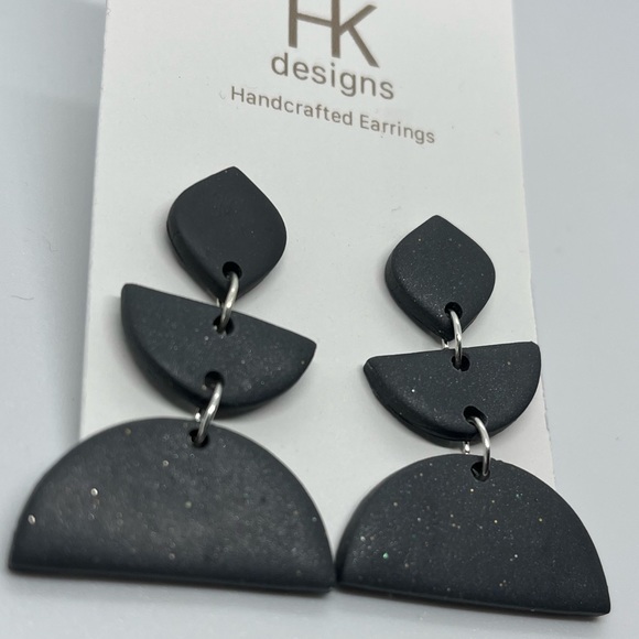 Handcrafted Clay Earrings - Picture 2 of 9